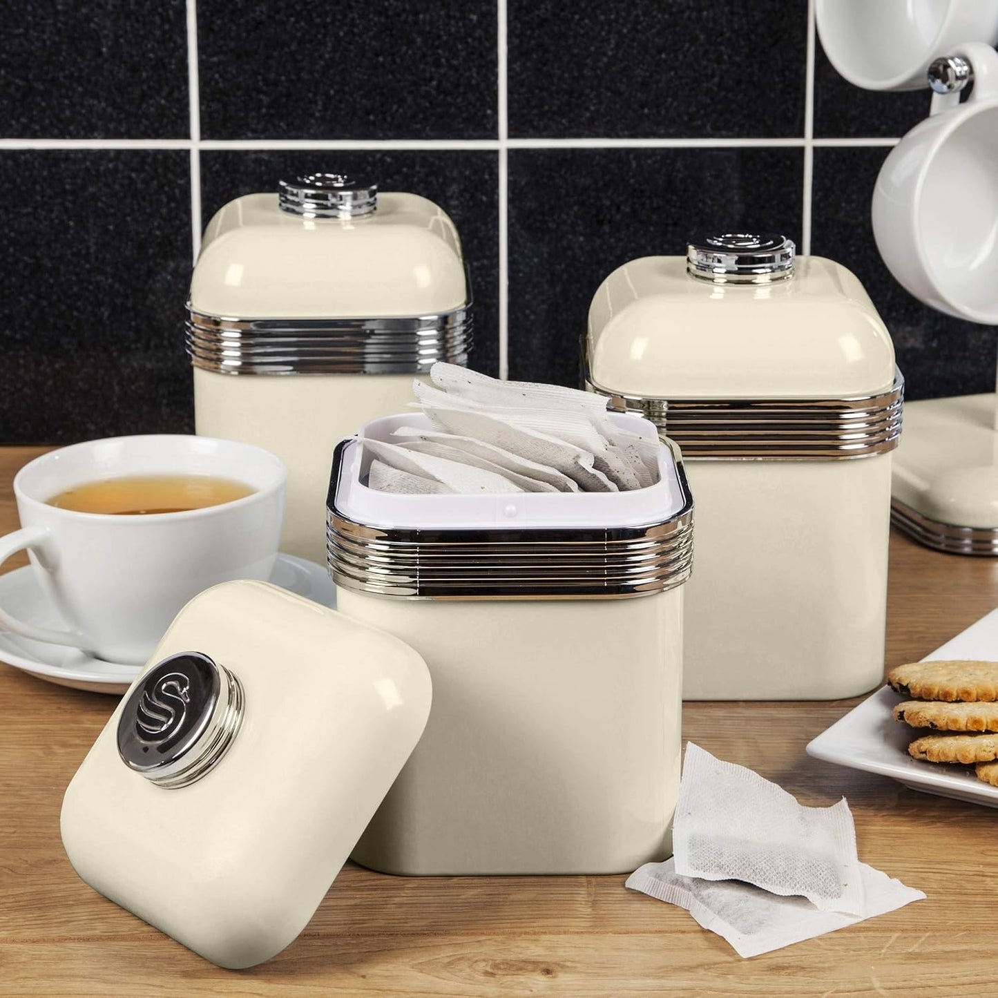 Swan Retro Kettle, 4 Slice Toaster, Bread Bin, Canisters & Towel Pole Set (Cream)