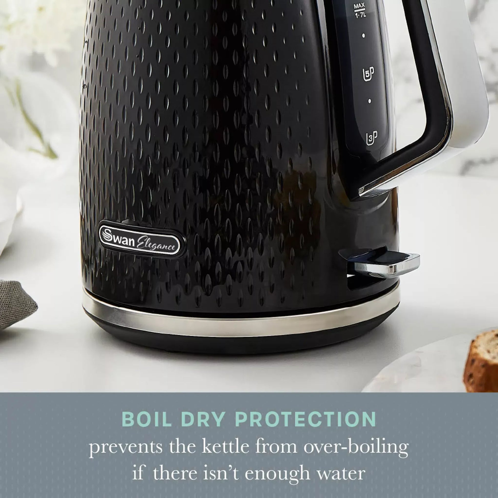 Swan Swan Elegance Kettle & 4 Slice Toaster Kitchen Set (Black)