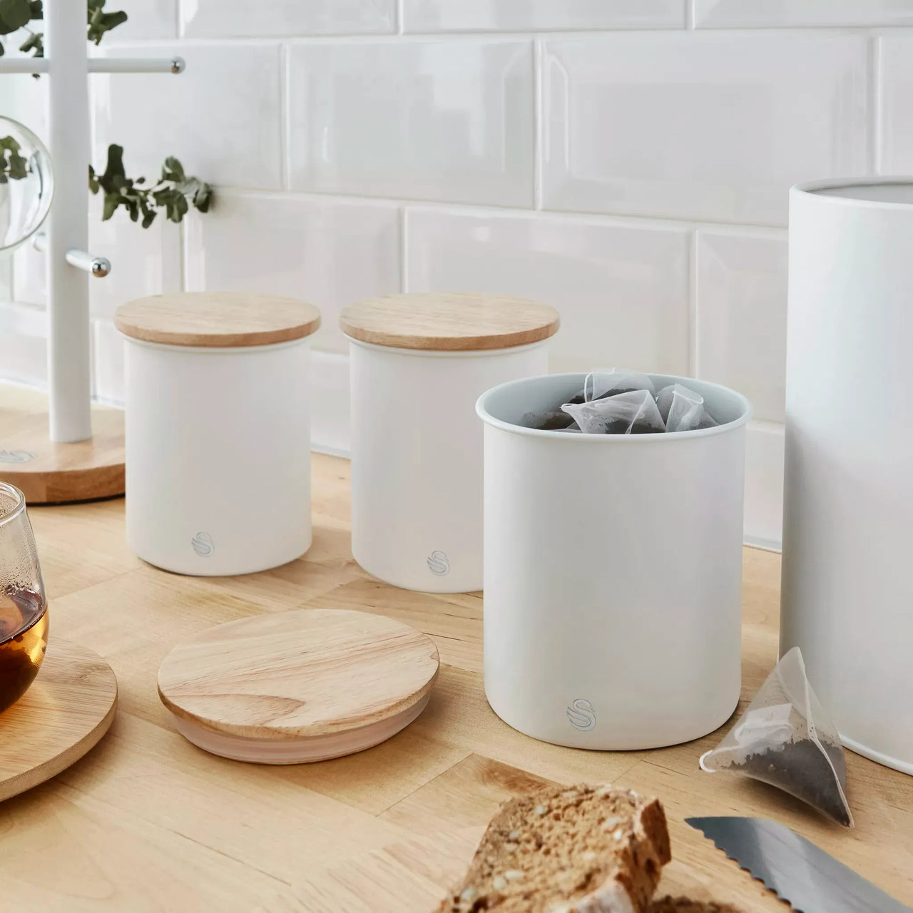 Swan Nordic Kettle, 2 Slice Toaster, Bread Bin, Canisters & Towel Pole Set (White)