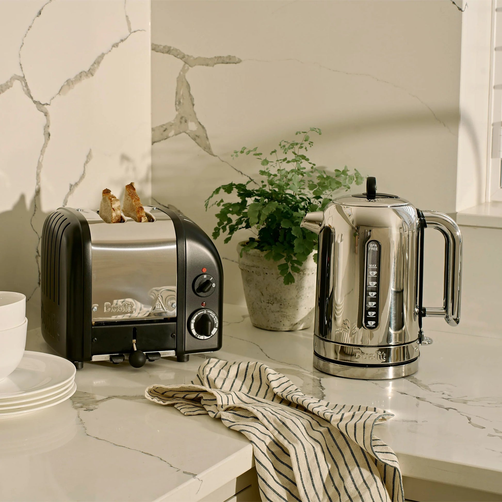 Dualit Classic Kettle & 2 Slice Vario AWS Toaster Kitchen Set (Stainless Steel & Matte Black) Kettle & Toaster Sets