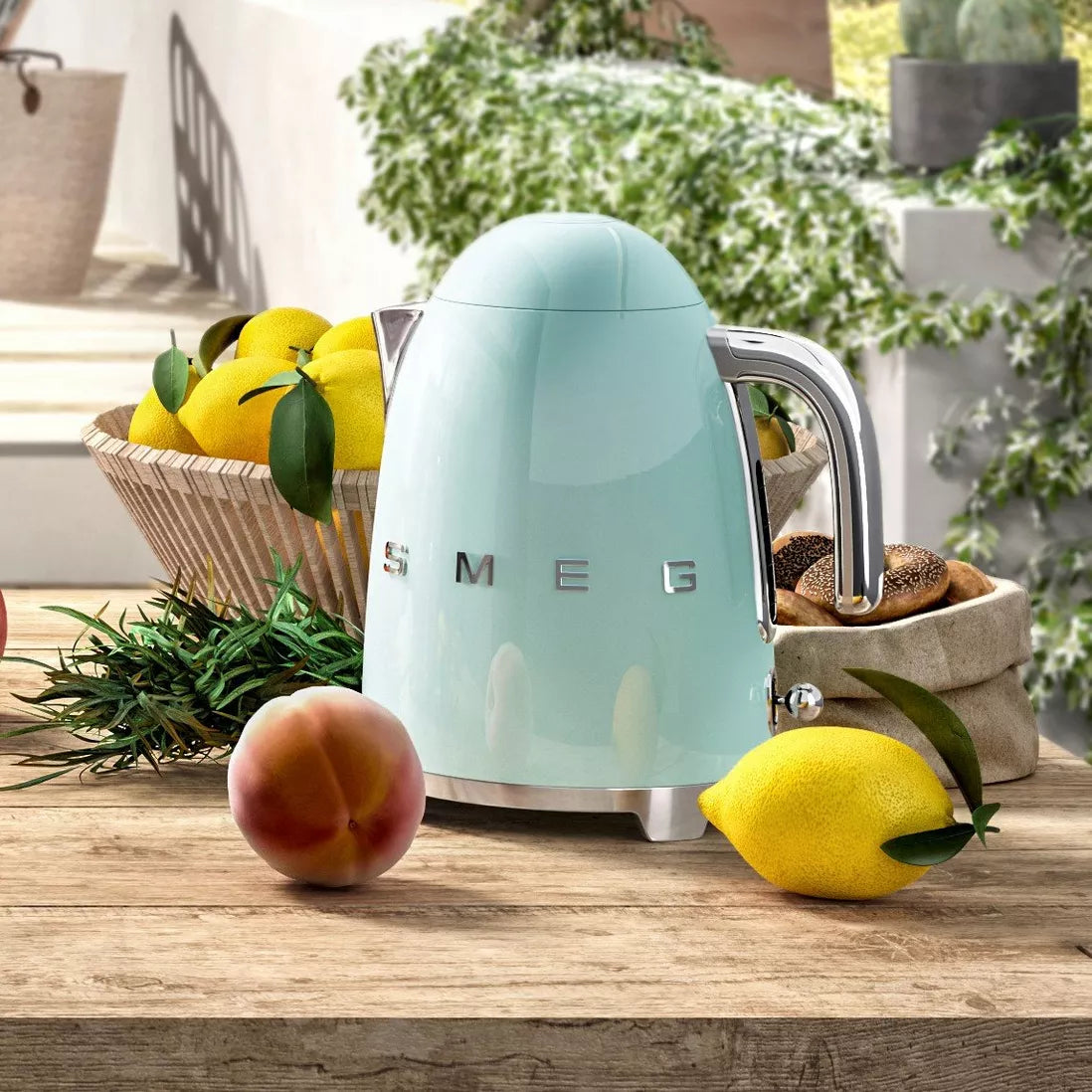 SMEG Retro Kettle Special Edition KLF03PGUK (Pastel Green)