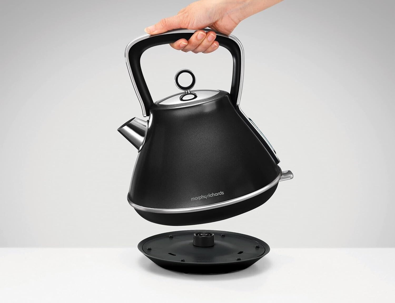 Morphy Richards Evoke Special Edition Black Pyramid Kettle 100110