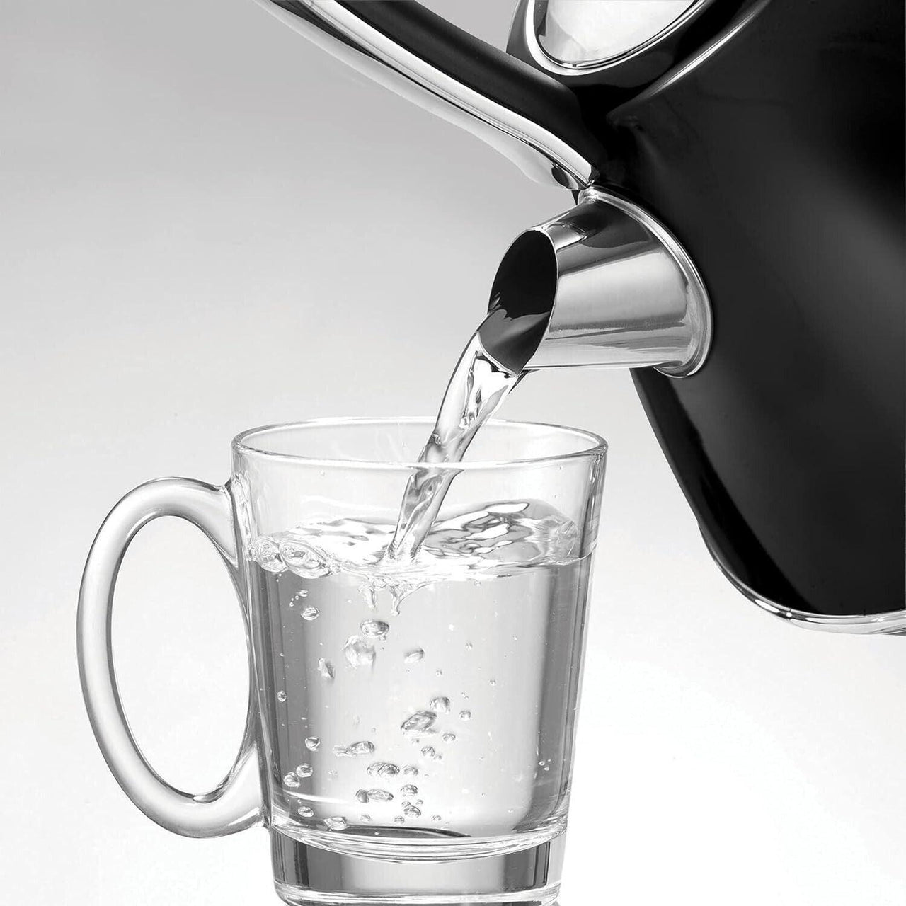 Morphy Richards Evoke Pyramid Kettle 100110 (Black).